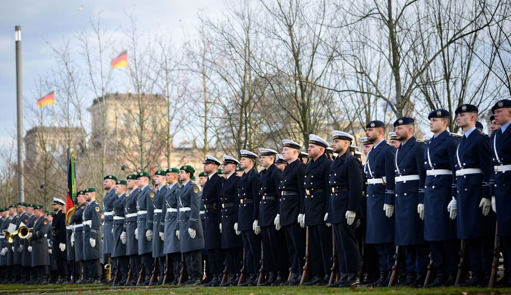 70. Jahrestag der Bundeswehr - Feierliches Gelöbnis 70. Jahrestag der Bundeswehr - Feierliches Gelöbnis