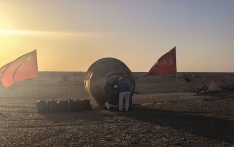 Chinas Astronauten zurück auf Erde