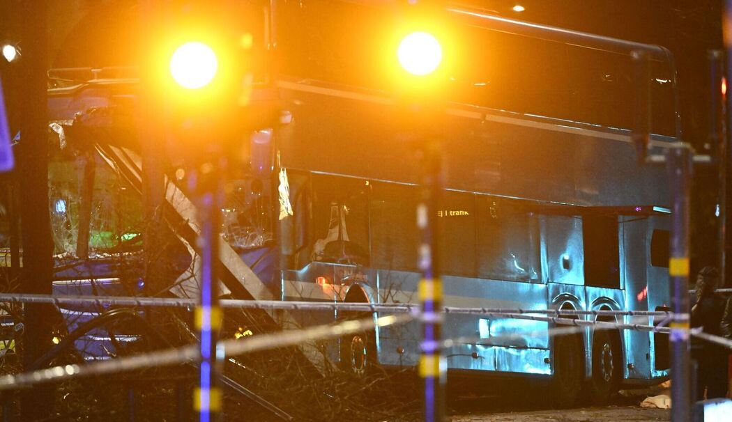 Tote und Verletzte bei Busunfall in Stockholm Tote und Verletzte bei Busunfall in Stockholm