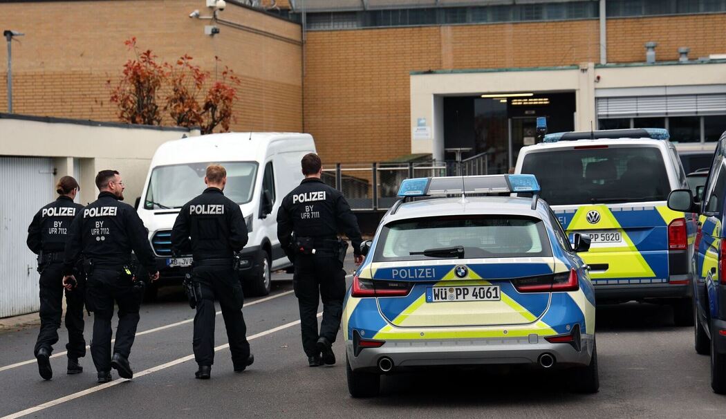 Häftling soll in JVA Aschaffenburg Beamten bedroht haben