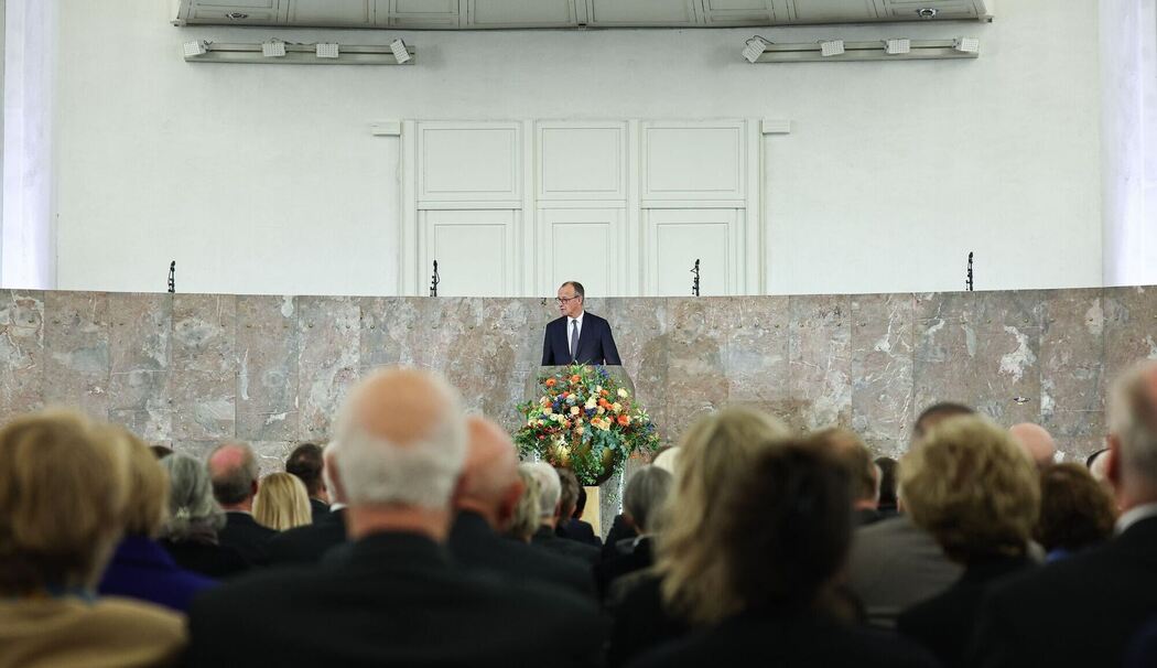 Gedenkfeier für Bankier von Metzler mit Kanzler Merz Gedenkfeier für Bankier von Metzler mit Kanzler Merz