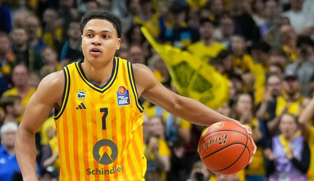 Alba-Youngster Jack Kayil Alba-Youngster Jack Kayil