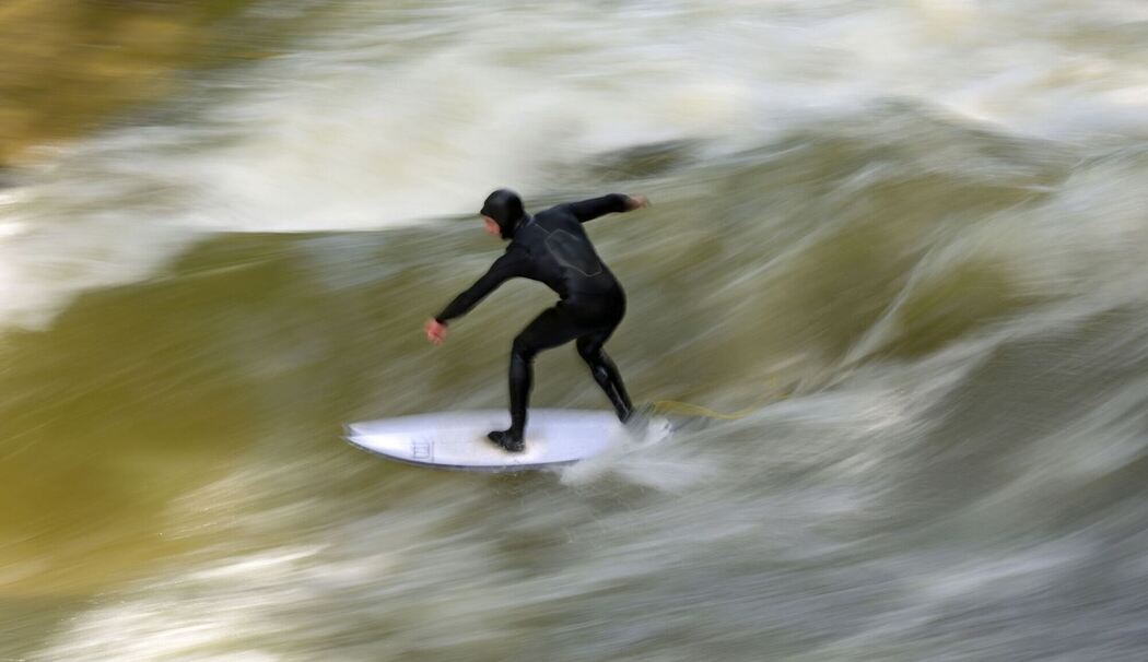 Eisbachwelle München Eisbachwelle München