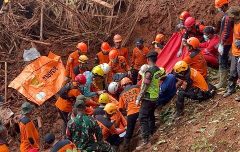 Erdrutsch in Indonesien
