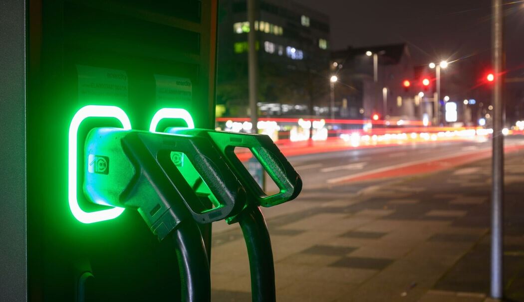 Schnellladesäulen für E-Autos Schnellladesäulen für E-Autos