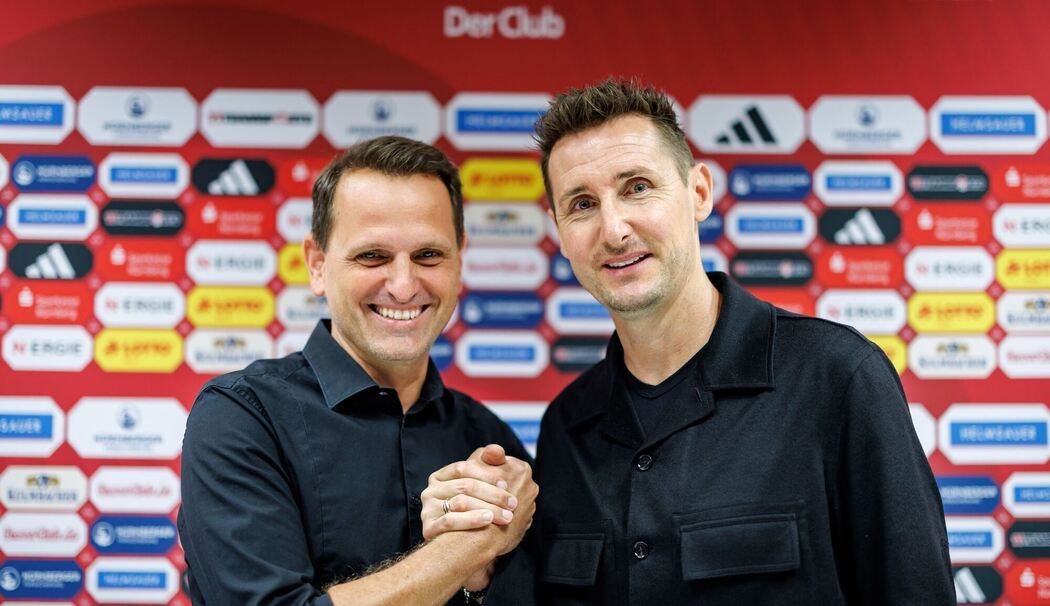 Miroslav Klose (r) und Joti Chatzialexiou