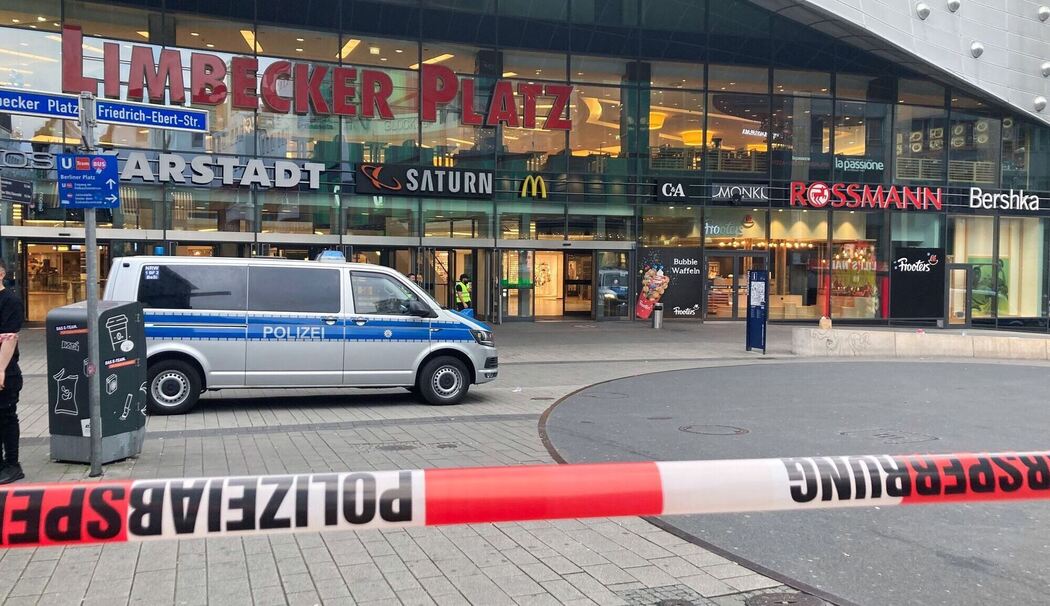 Polizei räumt Einkaufszentrum nach Drohung