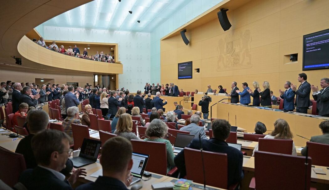 Sitzung des bayerischen Landtags mit Regierungserklärung Sitzung des bayerischen Landtags mit Regierungserklärung