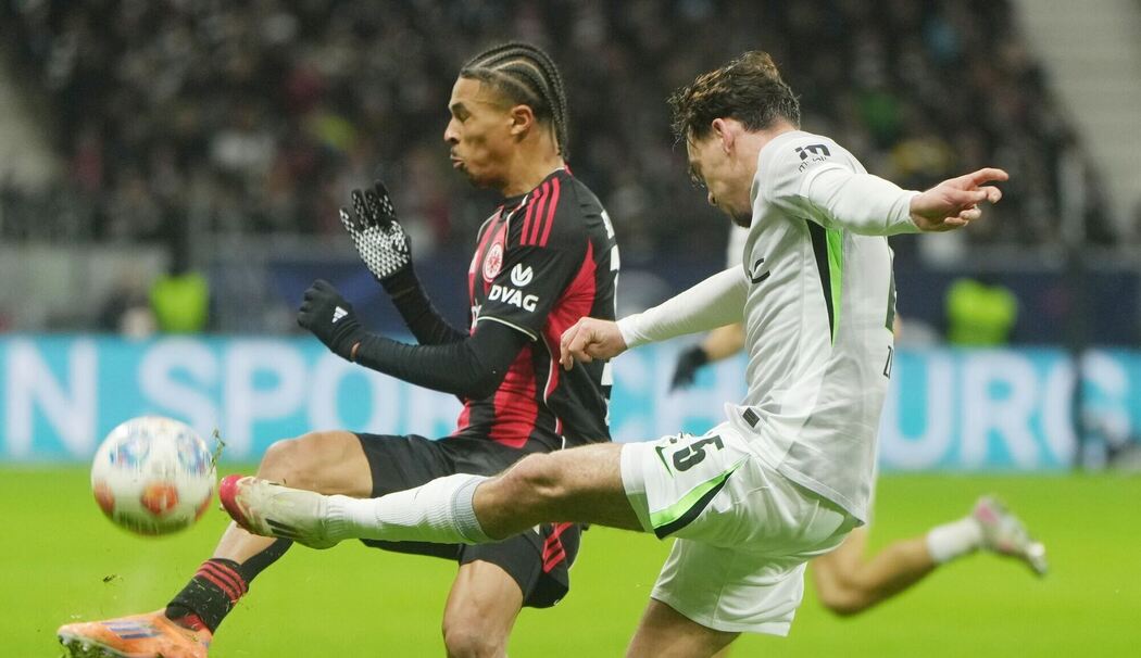 Eintracht Frankfurt - VfL Wolfsburg Eintracht Frankfurt - VfL Wolfsburg
