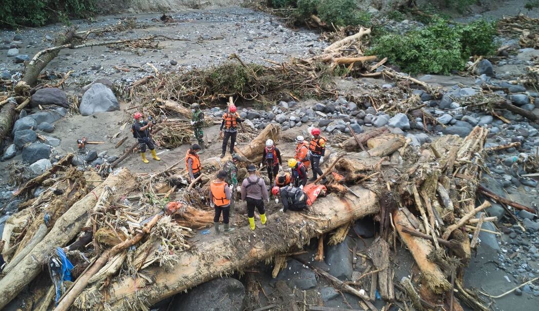 Überschwemmungen in Indonesien